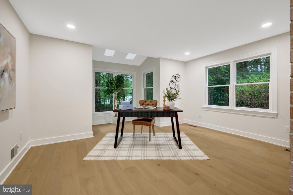 1132 SPRINGVALE ROAD