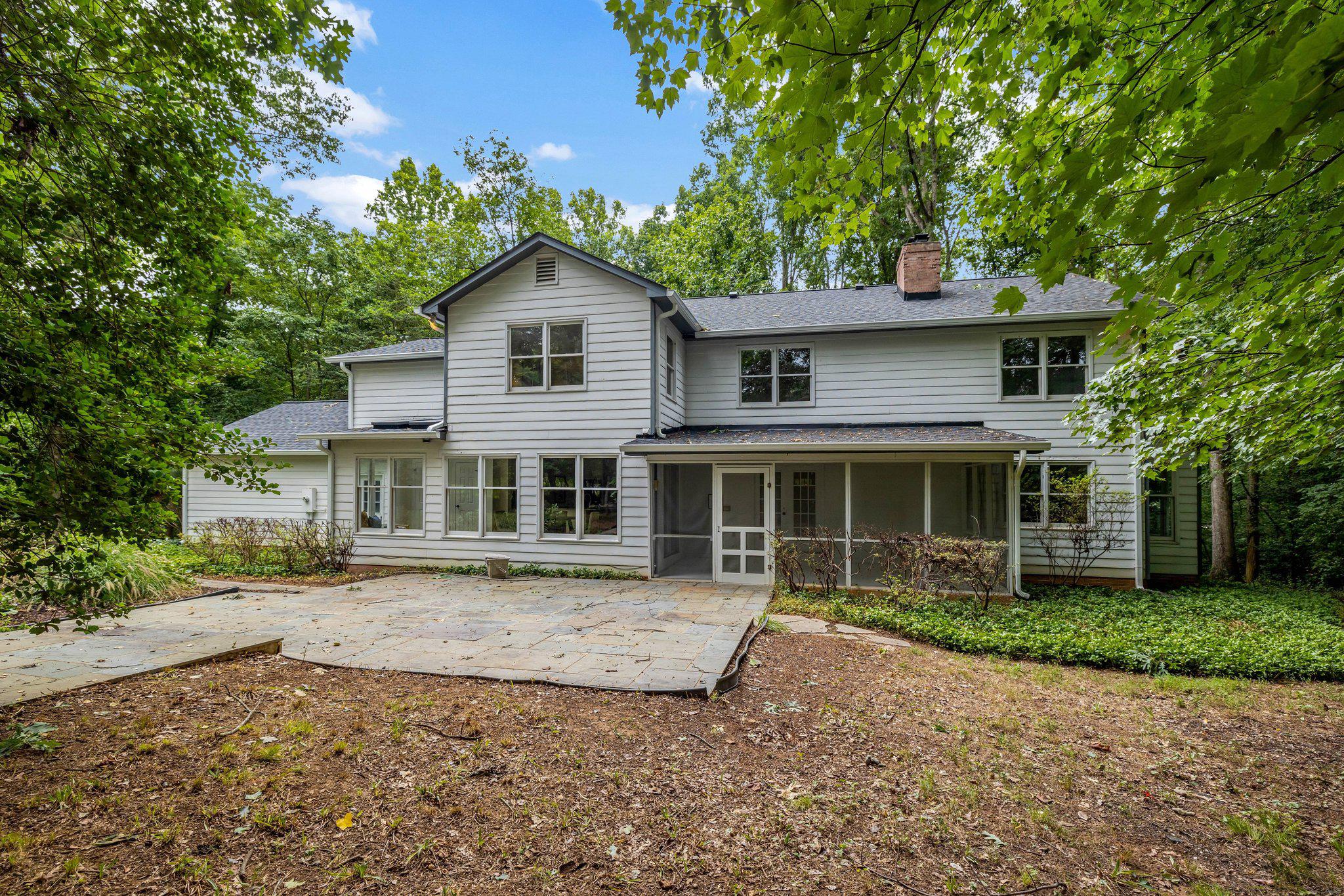 1132 SPRINGVALE ROAD