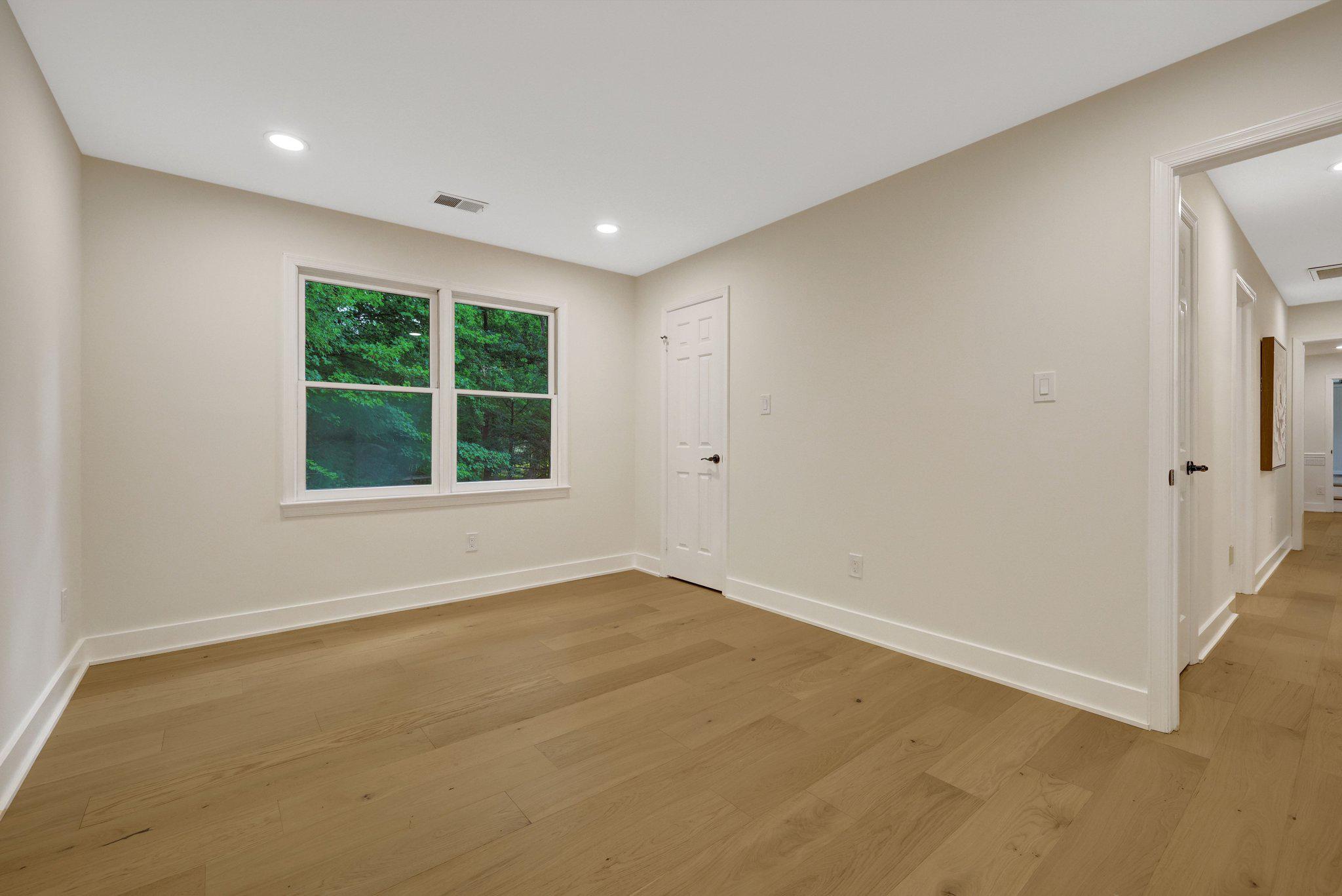 1132 SPRINGVALE ROAD