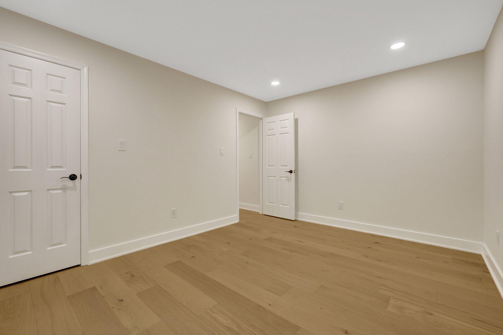 1132 SPRINGVALE ROAD