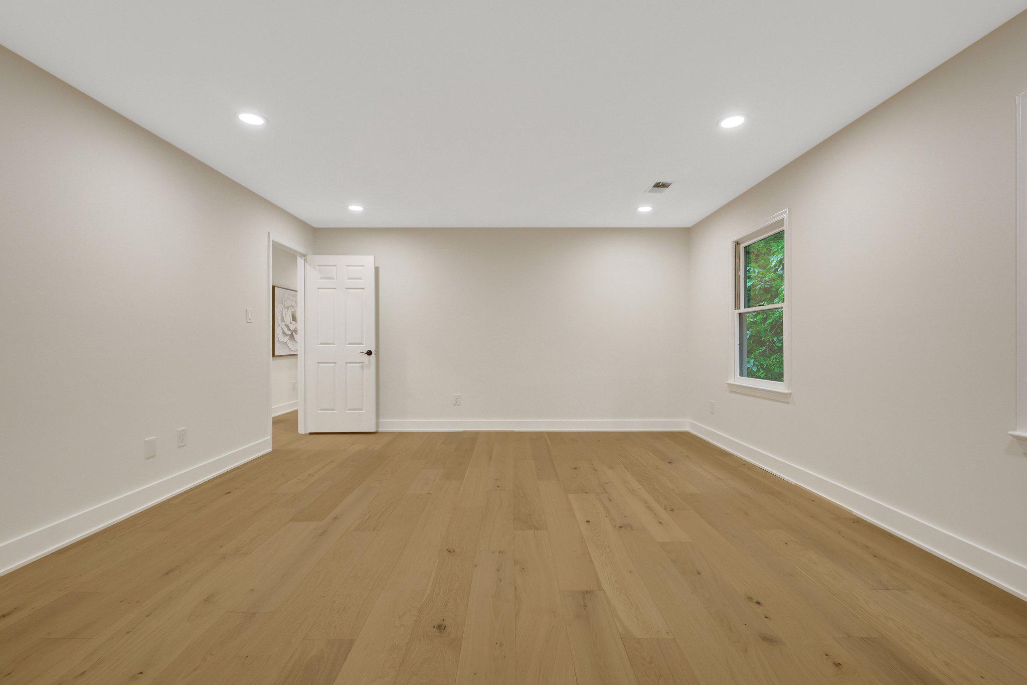 1132 SPRINGVALE ROAD