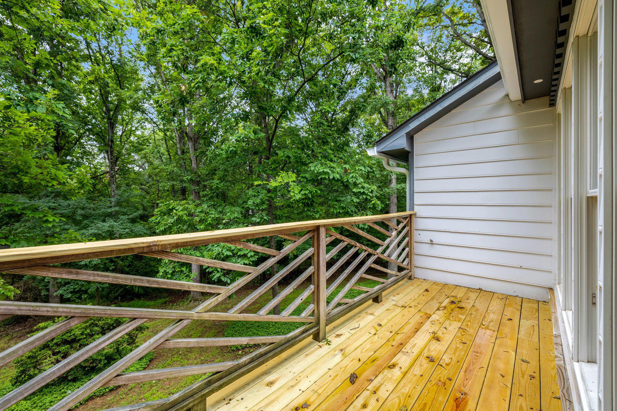 1132 SPRINGVALE ROAD