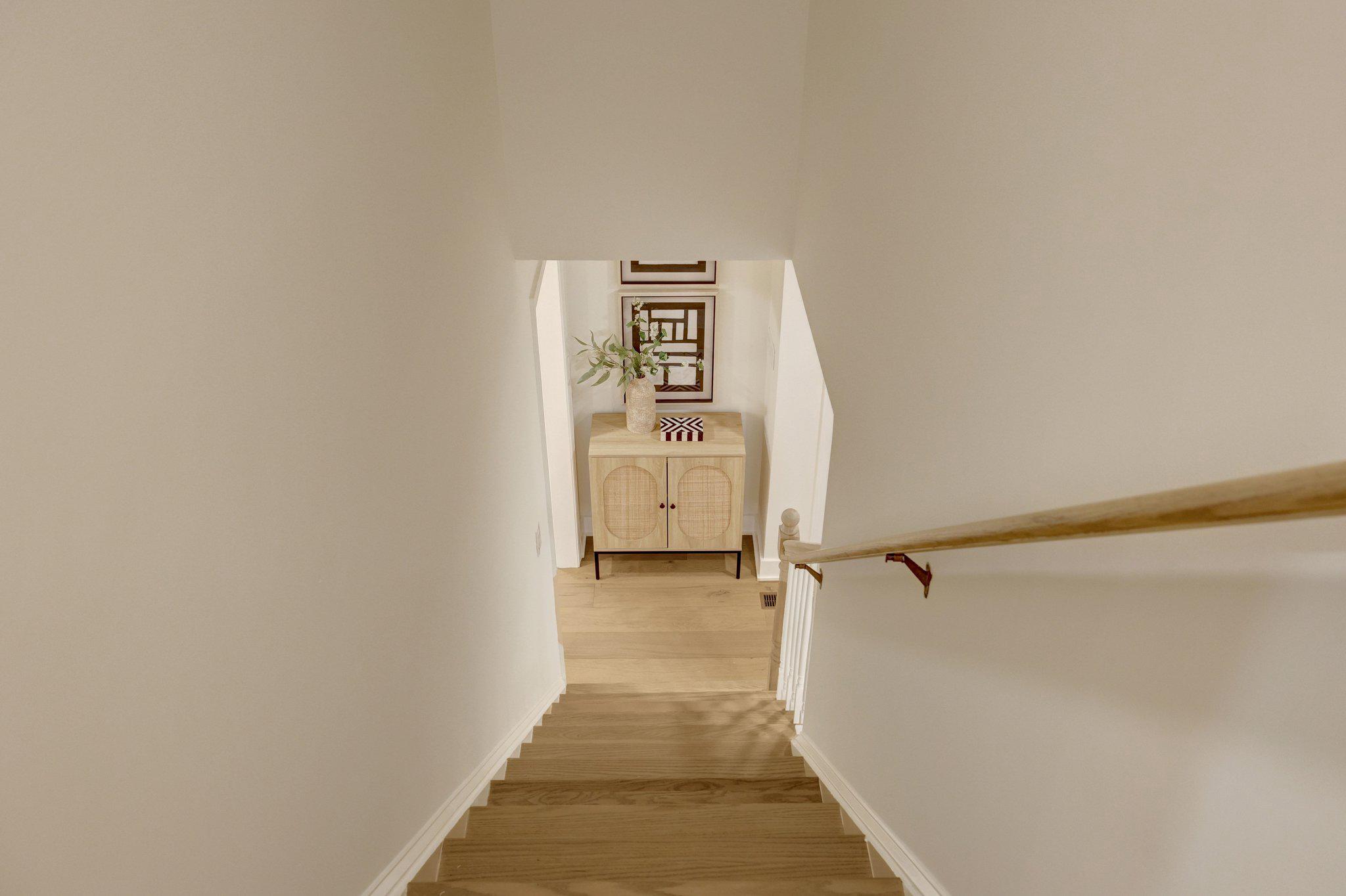 1132 SPRINGVALE ROAD