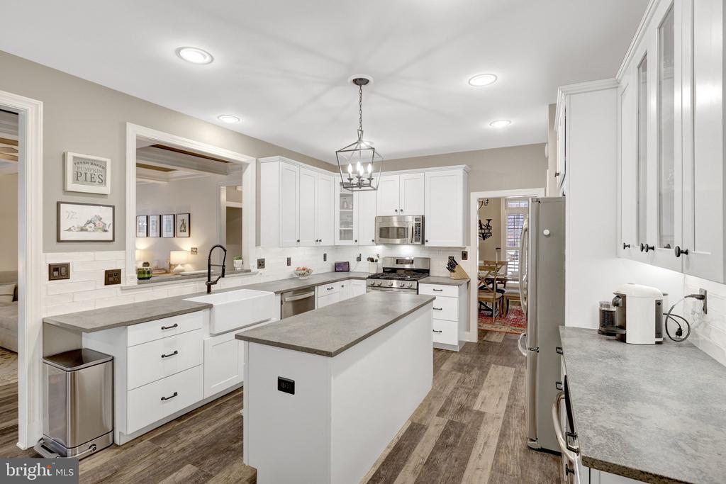 24154 CORKTREE LANE