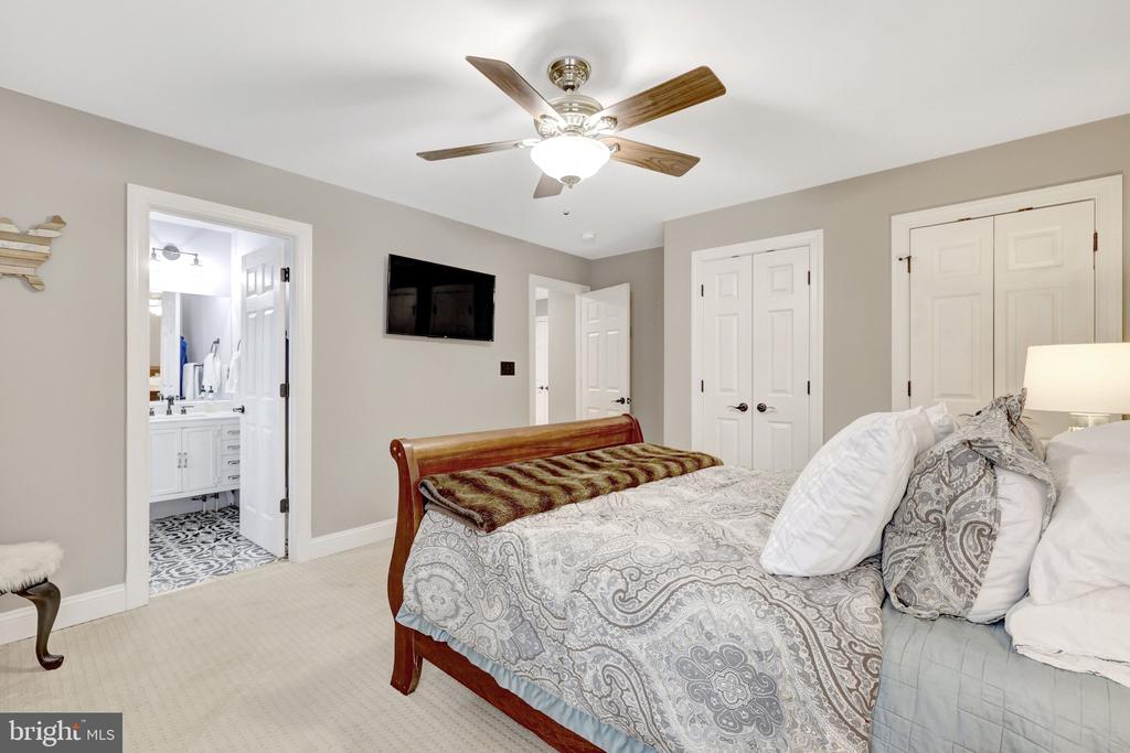 24154 CORKTREE LANE