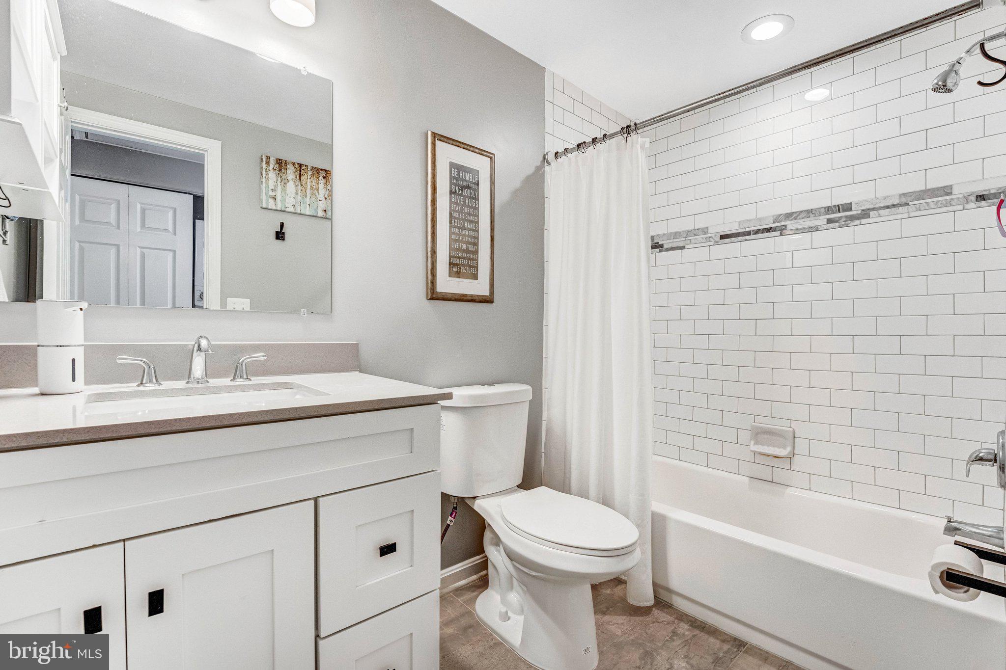 17 PALMER COURT