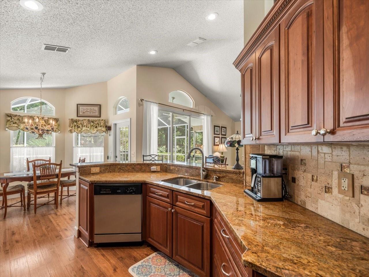 446 ROMINE CT