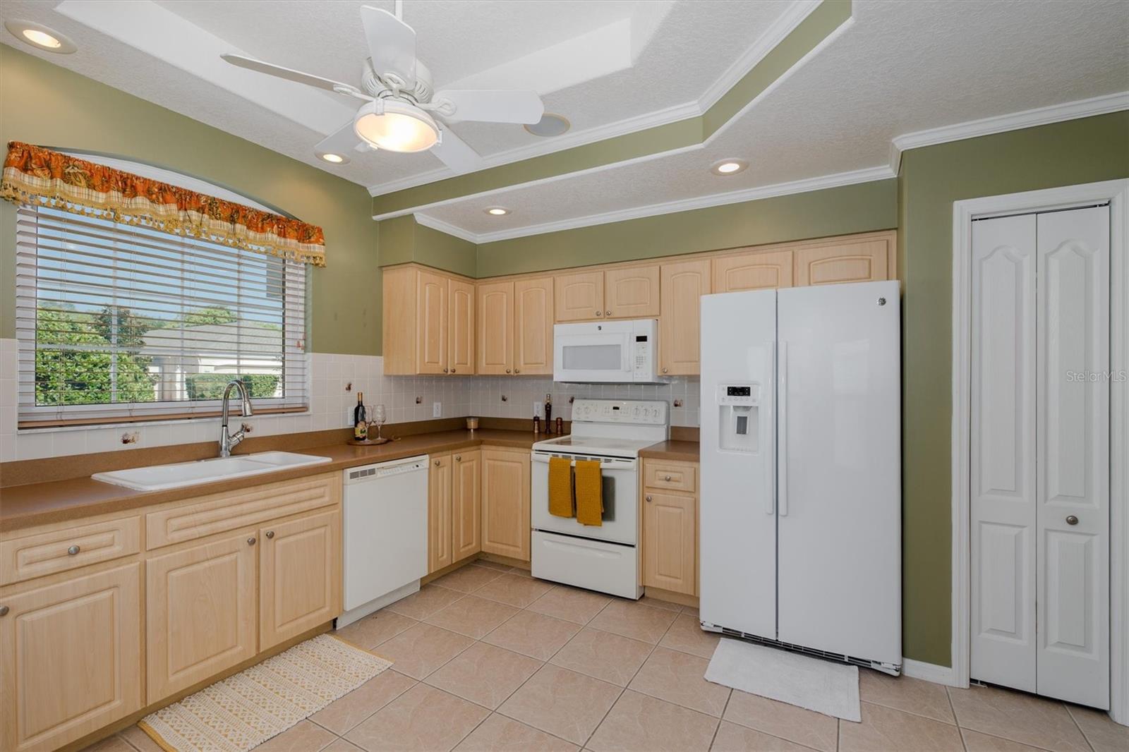 364 ROYAL PALM WAY