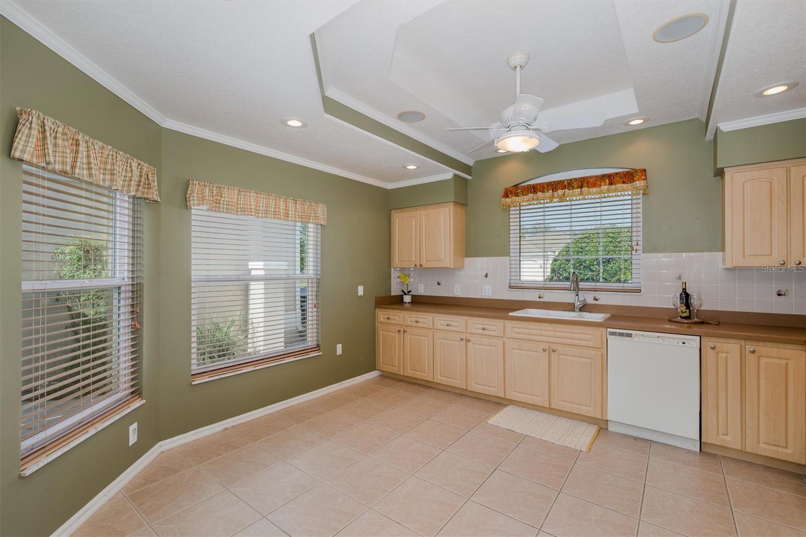 364 ROYAL PALM WAY