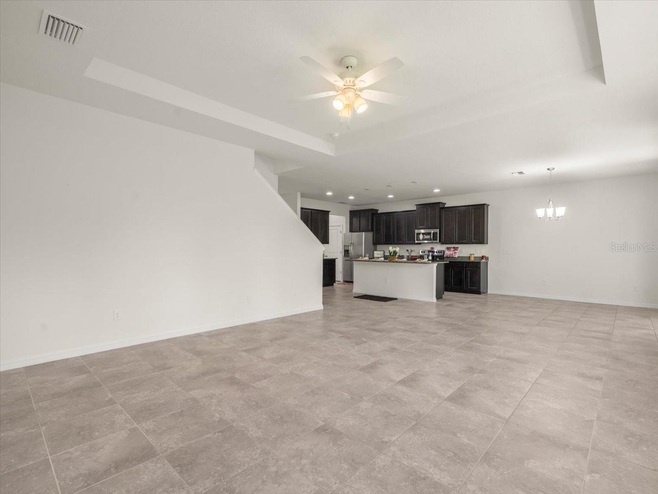 5715 HEVENA CT