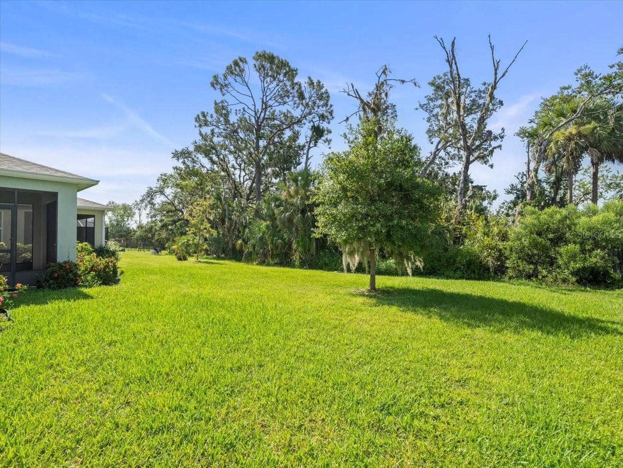 5715 HEVENA CT
