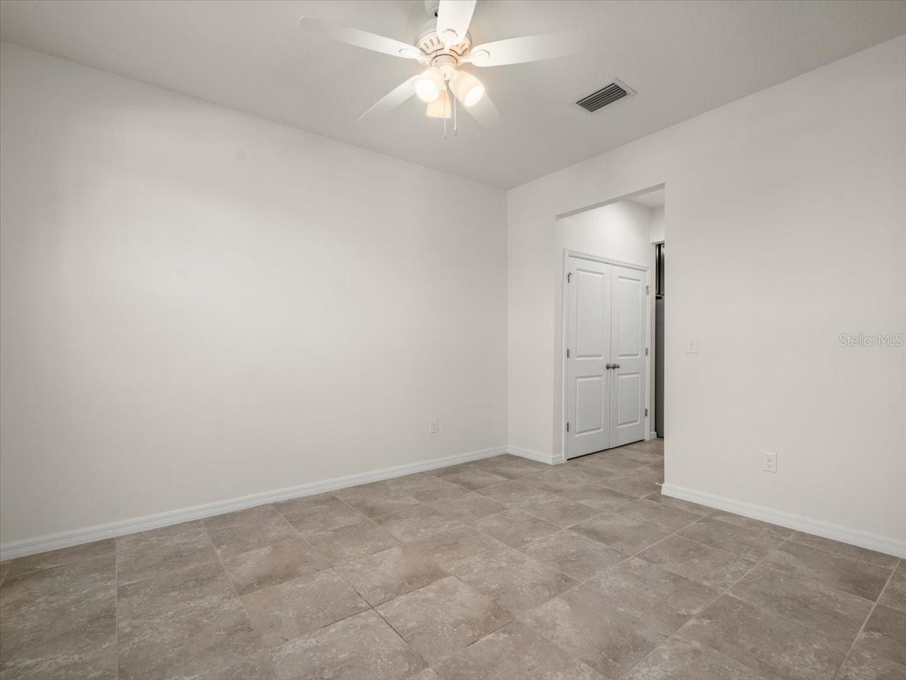 5715 HEVENA CT