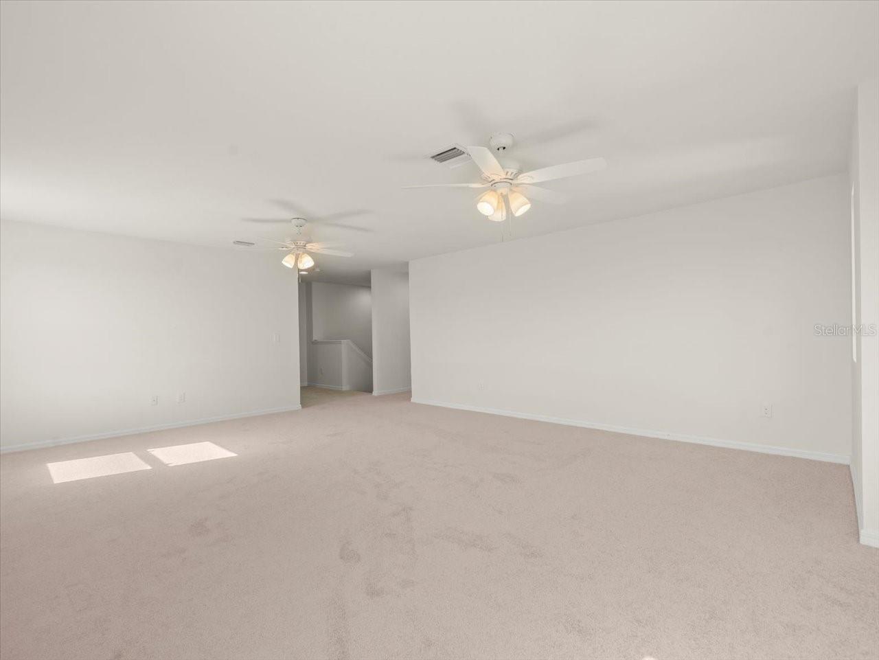 5715 HEVENA CT