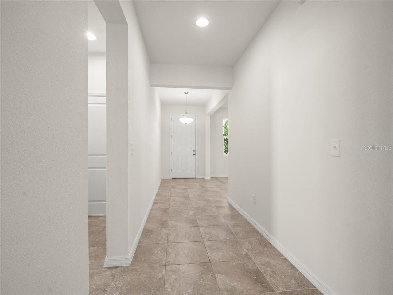 5715 HEVENA CT