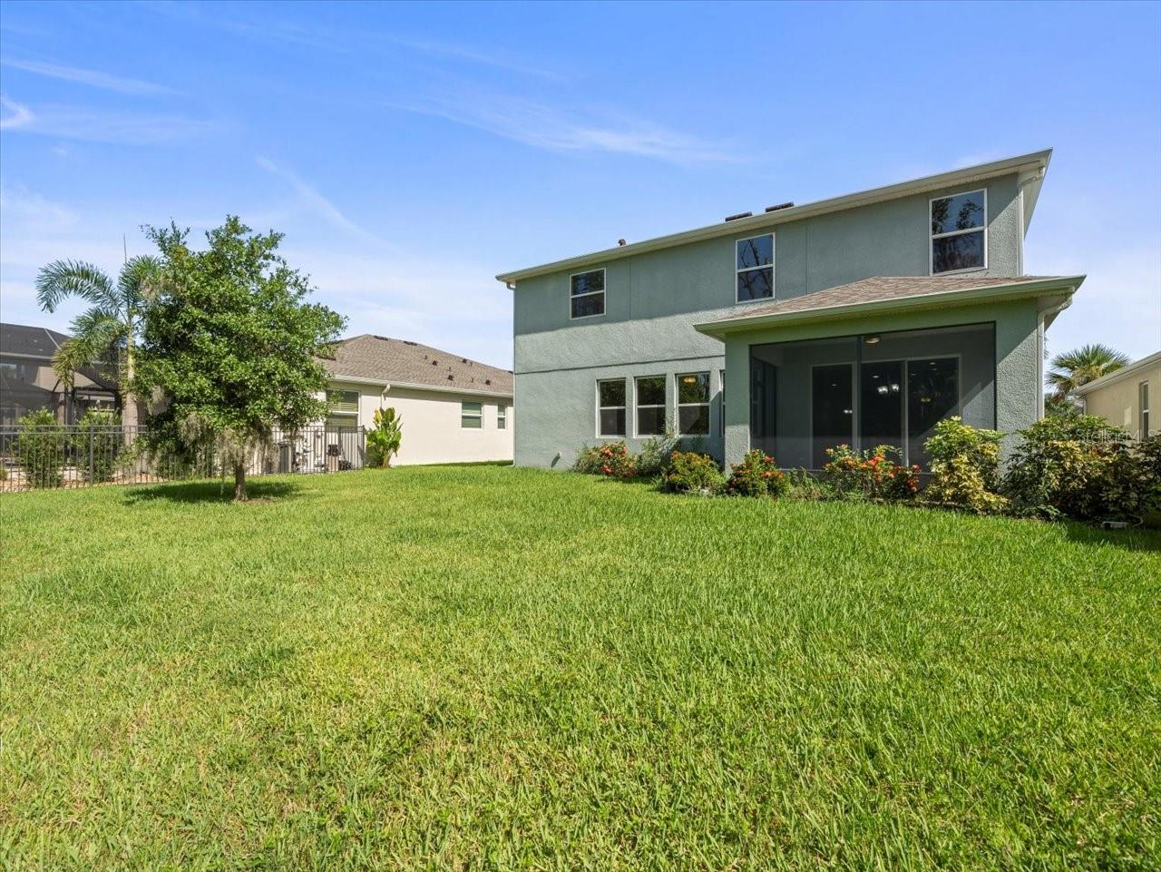 5715 HEVENA CT