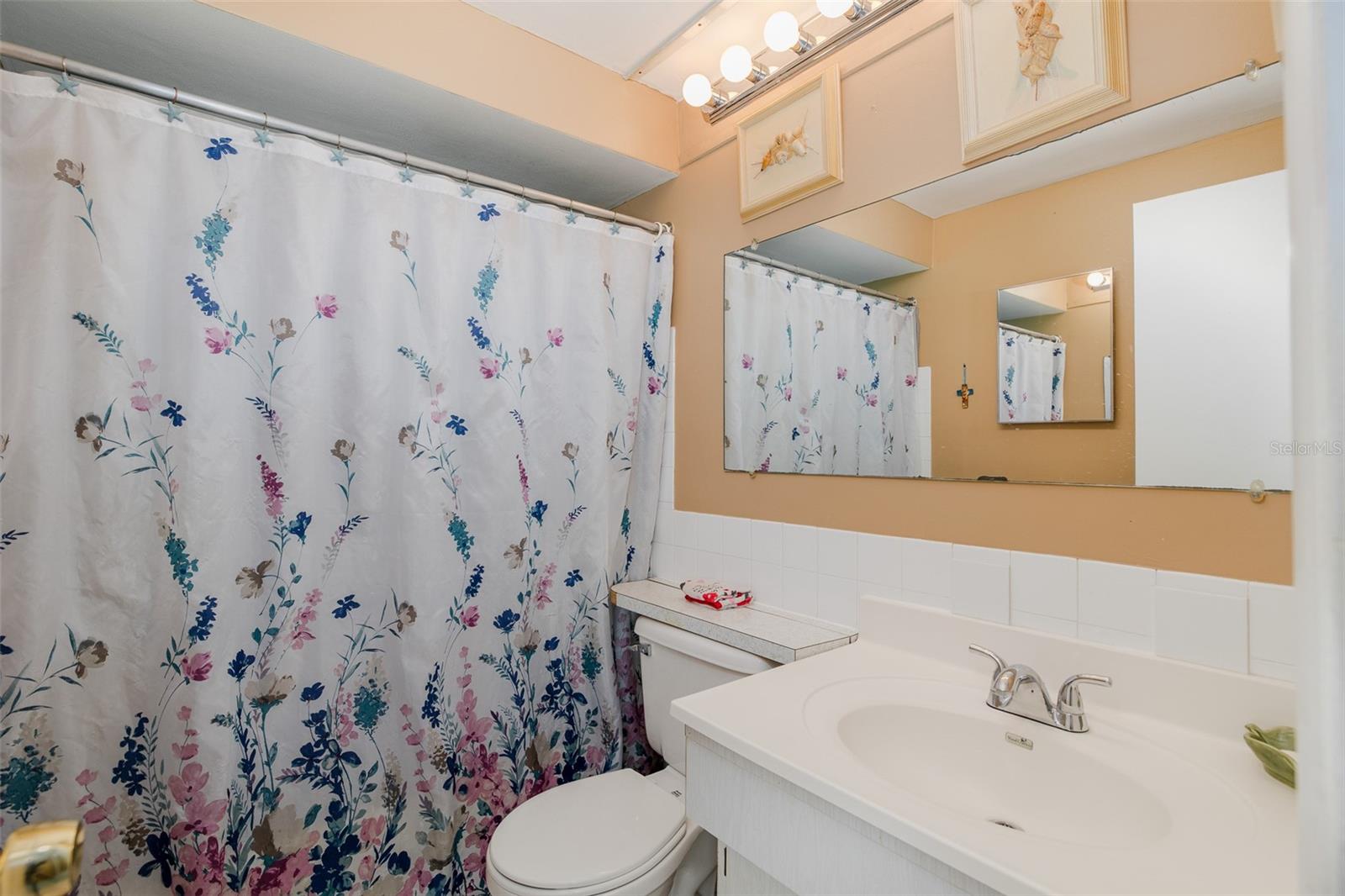 4224 PRINCE PL #4224