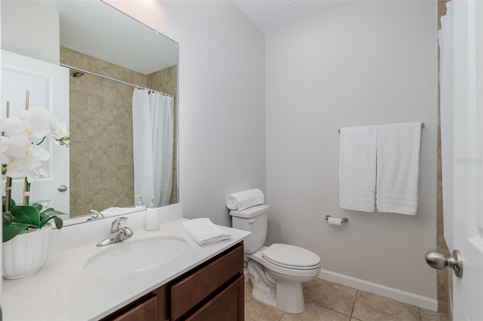 17911 TURNING LEAF CIR