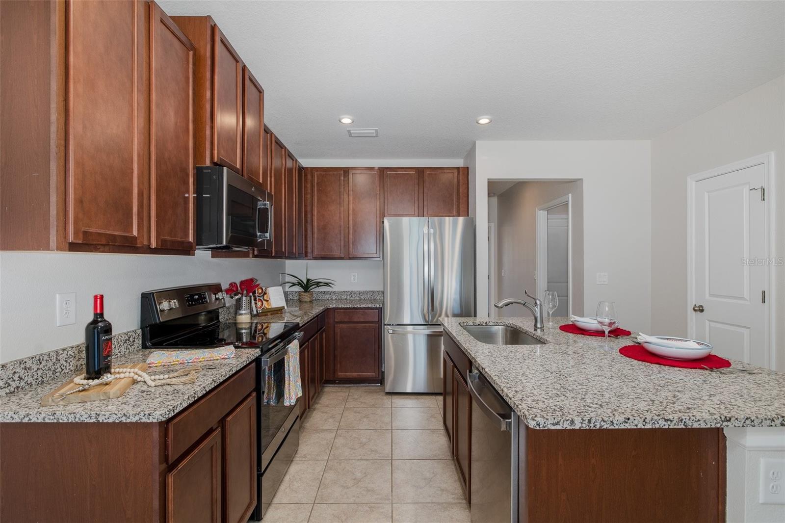 17911 TURNING LEAF CIR