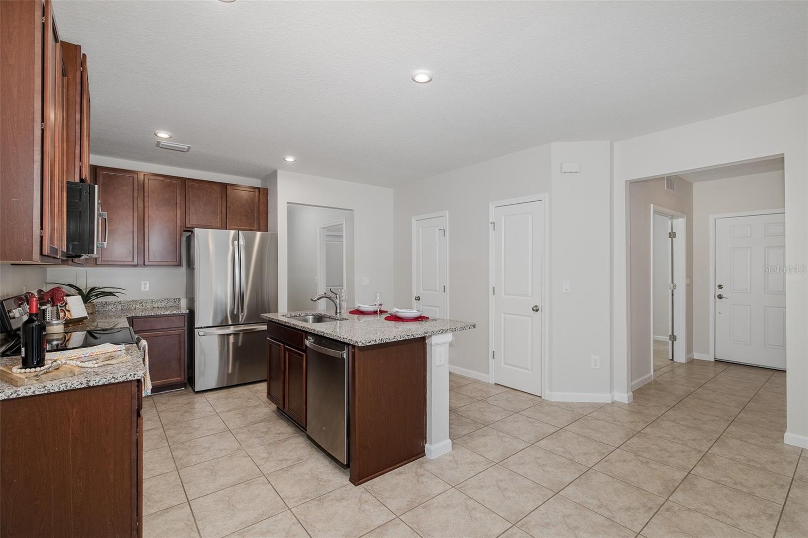 17911 TURNING LEAF CIR