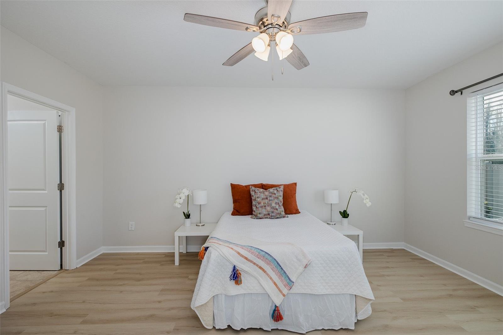 17911 TURNING LEAF CIR