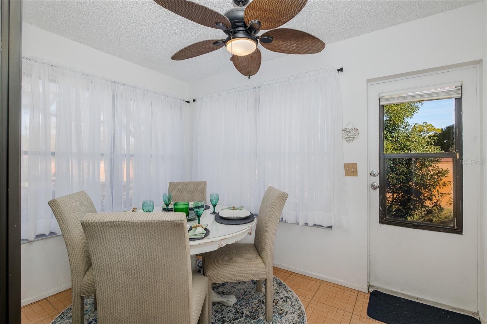 7417 GREYSTONE DR #7417