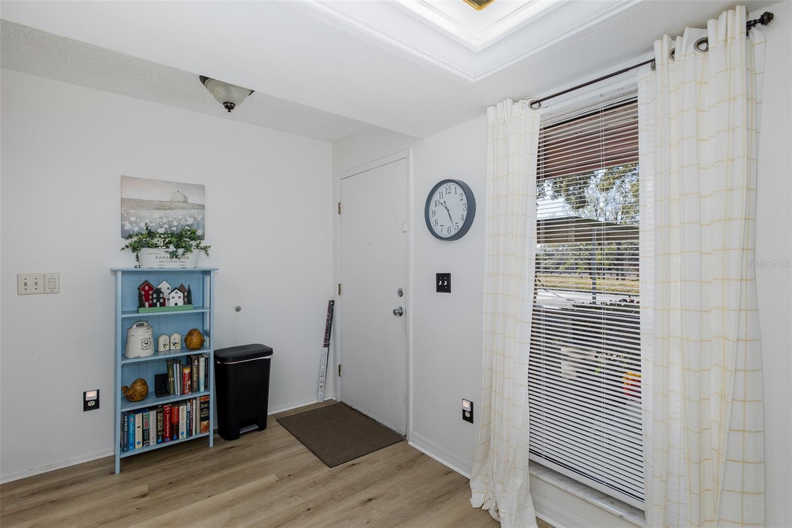 7417 GREYSTONE DR #7417