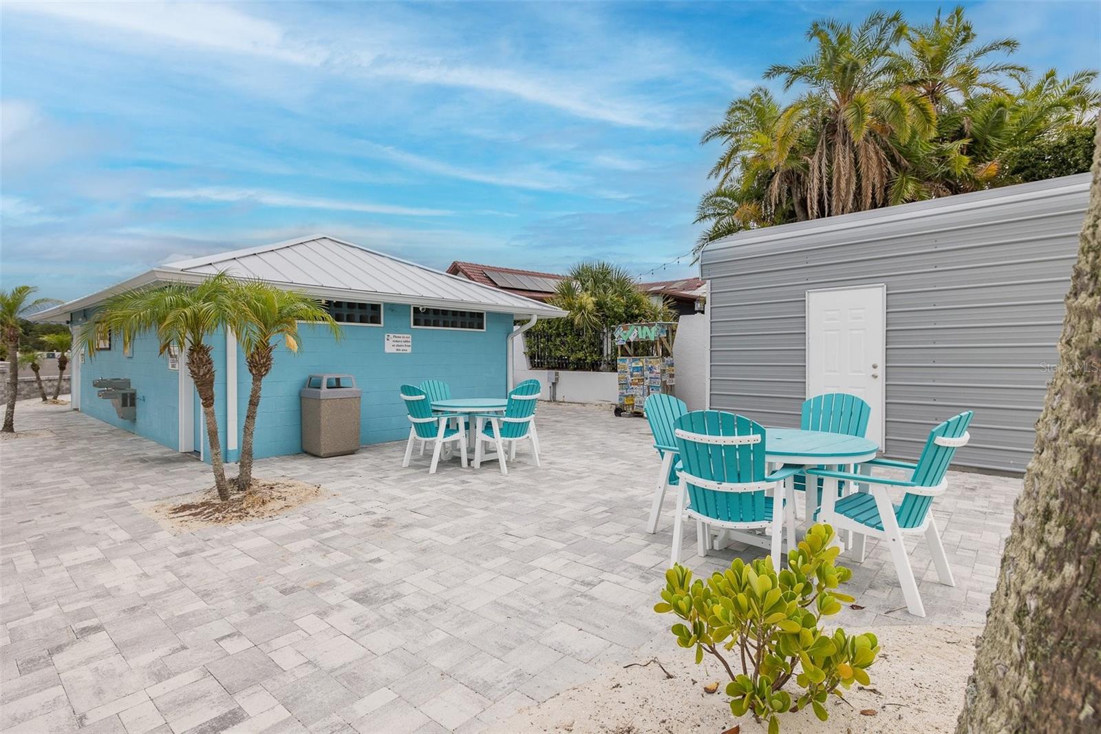 4660 MARINE PKWY #303