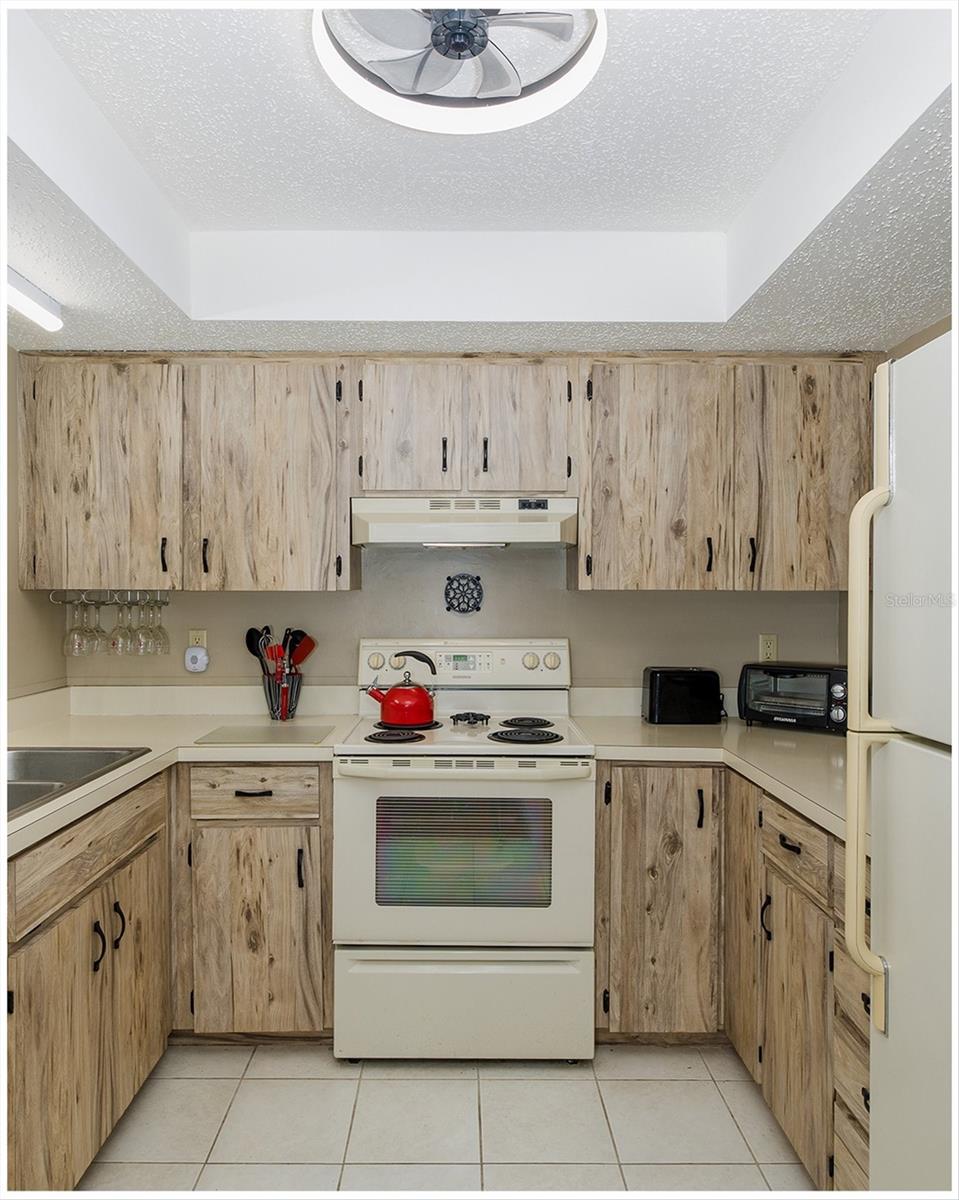 4660 MARINE PKWY #303