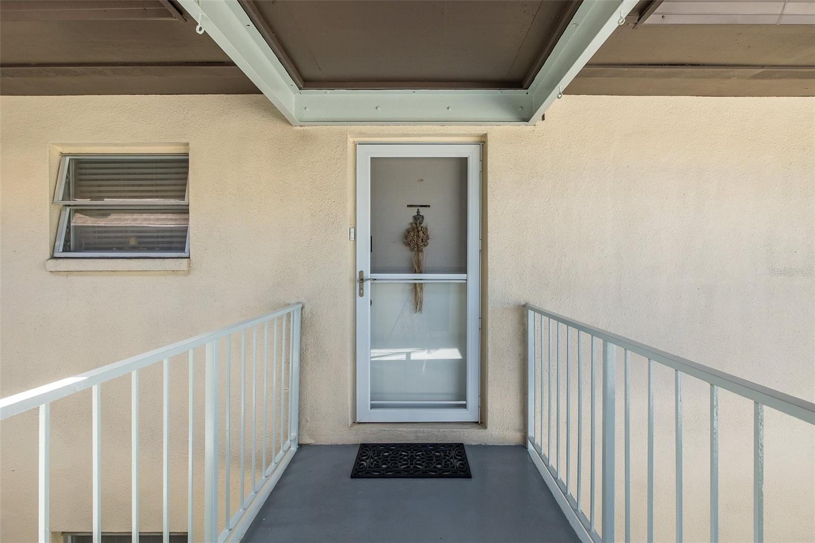 4660 MARINE PKWY #303