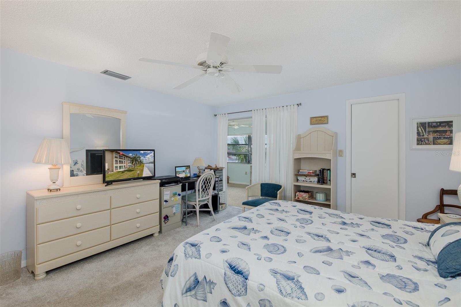 4660 MARINE PKWY #303