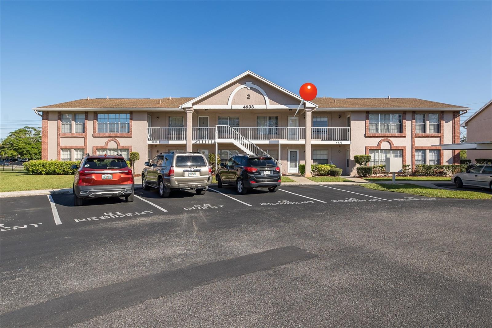 4933 MYRTLE OAK DR #23