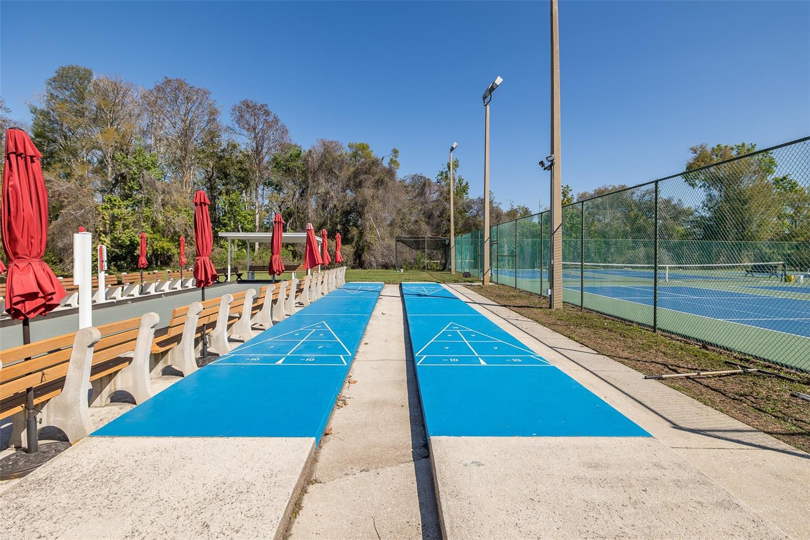 4933 MYRTLE OAK DR #23