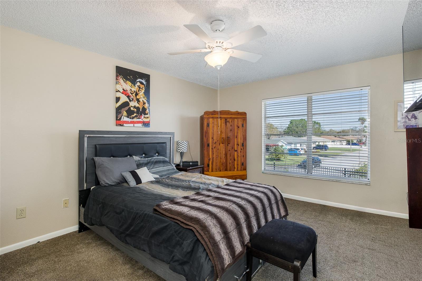 4933 MYRTLE OAK DR #23