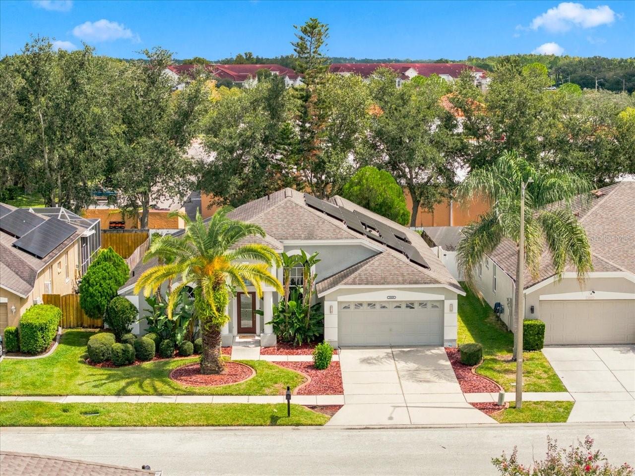 18009 PALM BREEZE DR