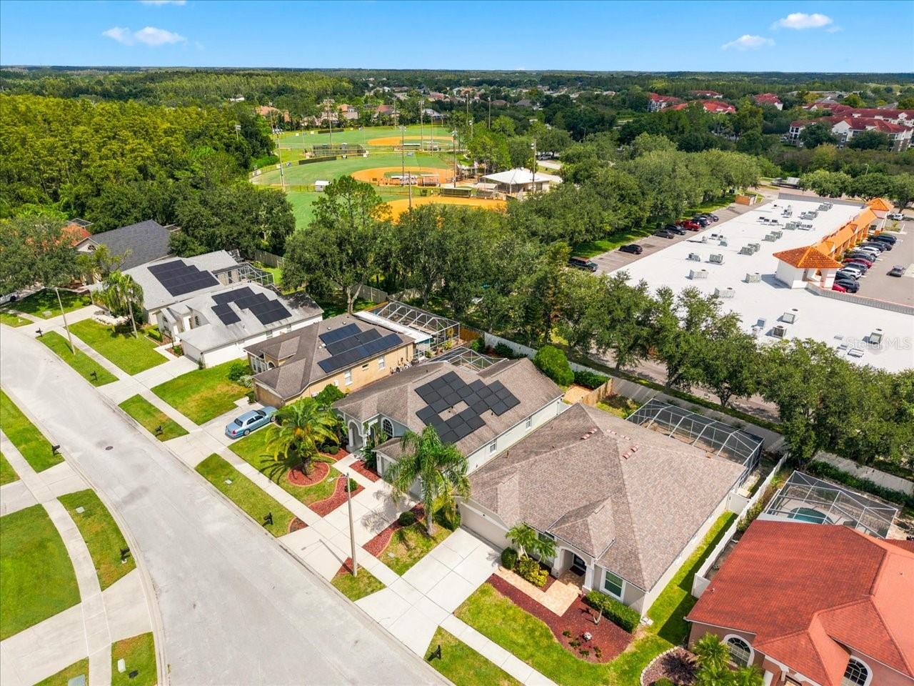 18009 PALM BREEZE DR