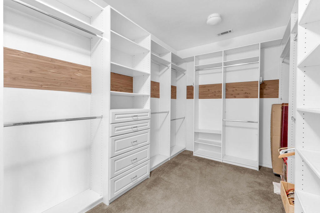 37100 Stratford Street