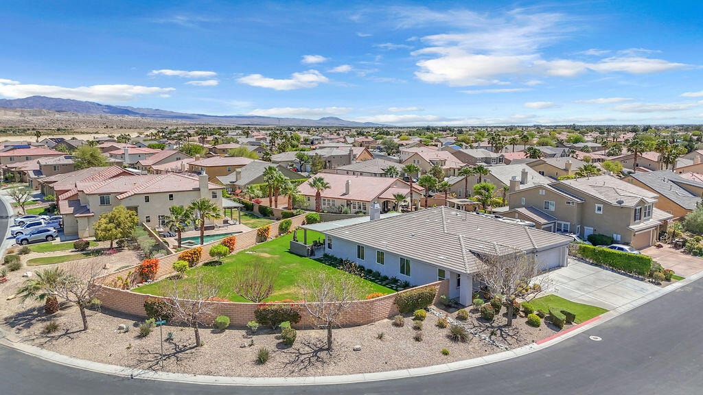 37100 Stratford Street