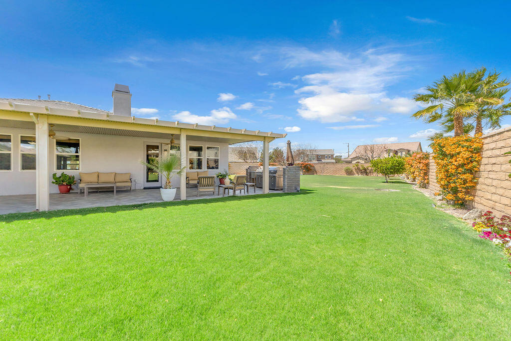 37100 Stratford Street