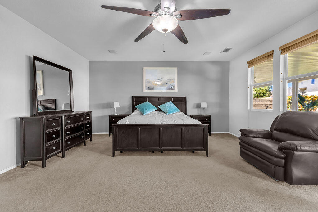 37100 Stratford Street