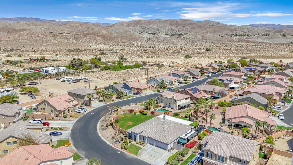 37100 Stratford Street