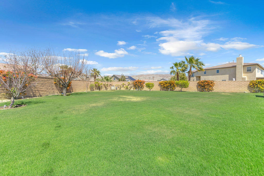 37100 Stratford Street