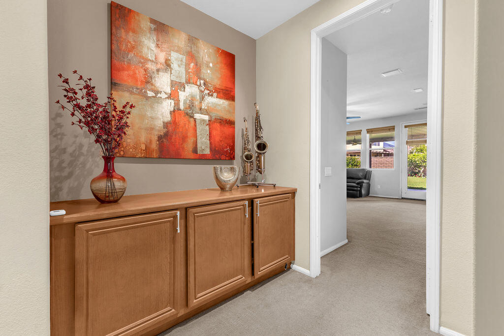 37100 Stratford Street