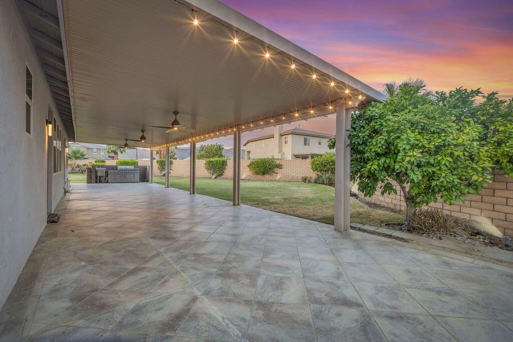 37100 Stratford Street