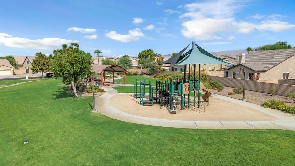 37100 Stratford Street