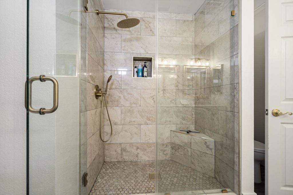 79835 Horseshoe Road