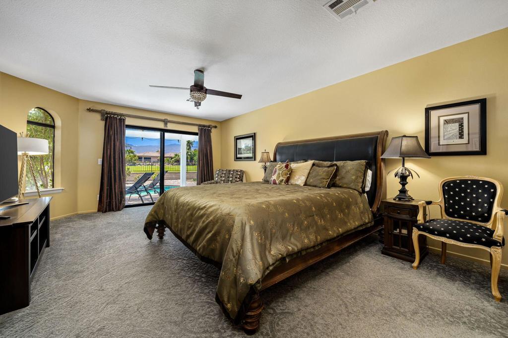 79835 Horseshoe Road