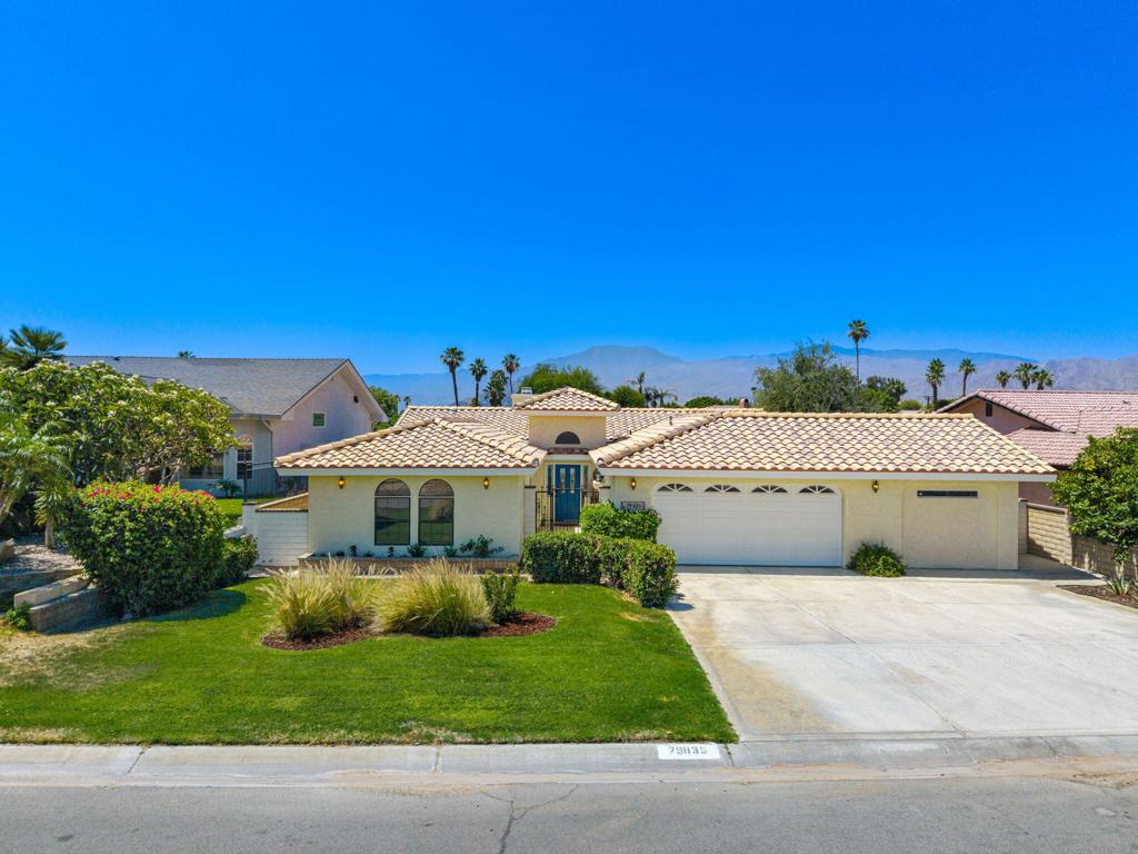 79835 Horseshoe Road