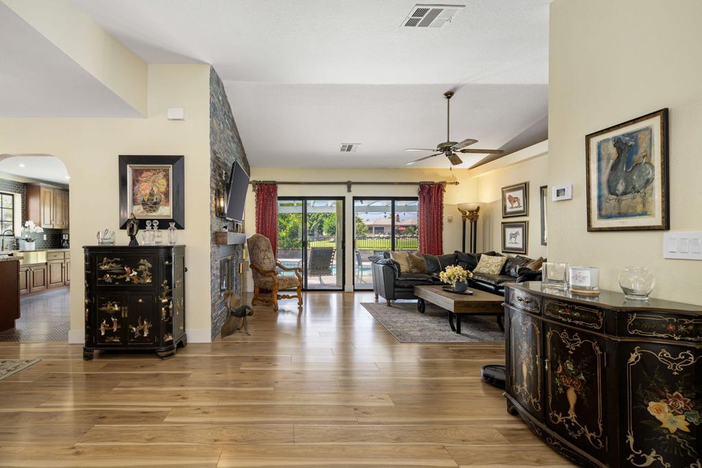 79835 Horseshoe Road