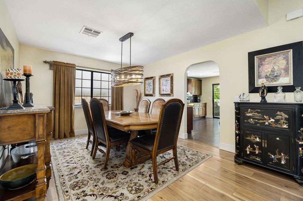 79835 Horseshoe Road