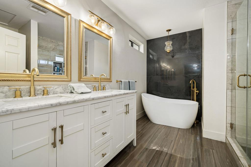 79835 Horseshoe Road